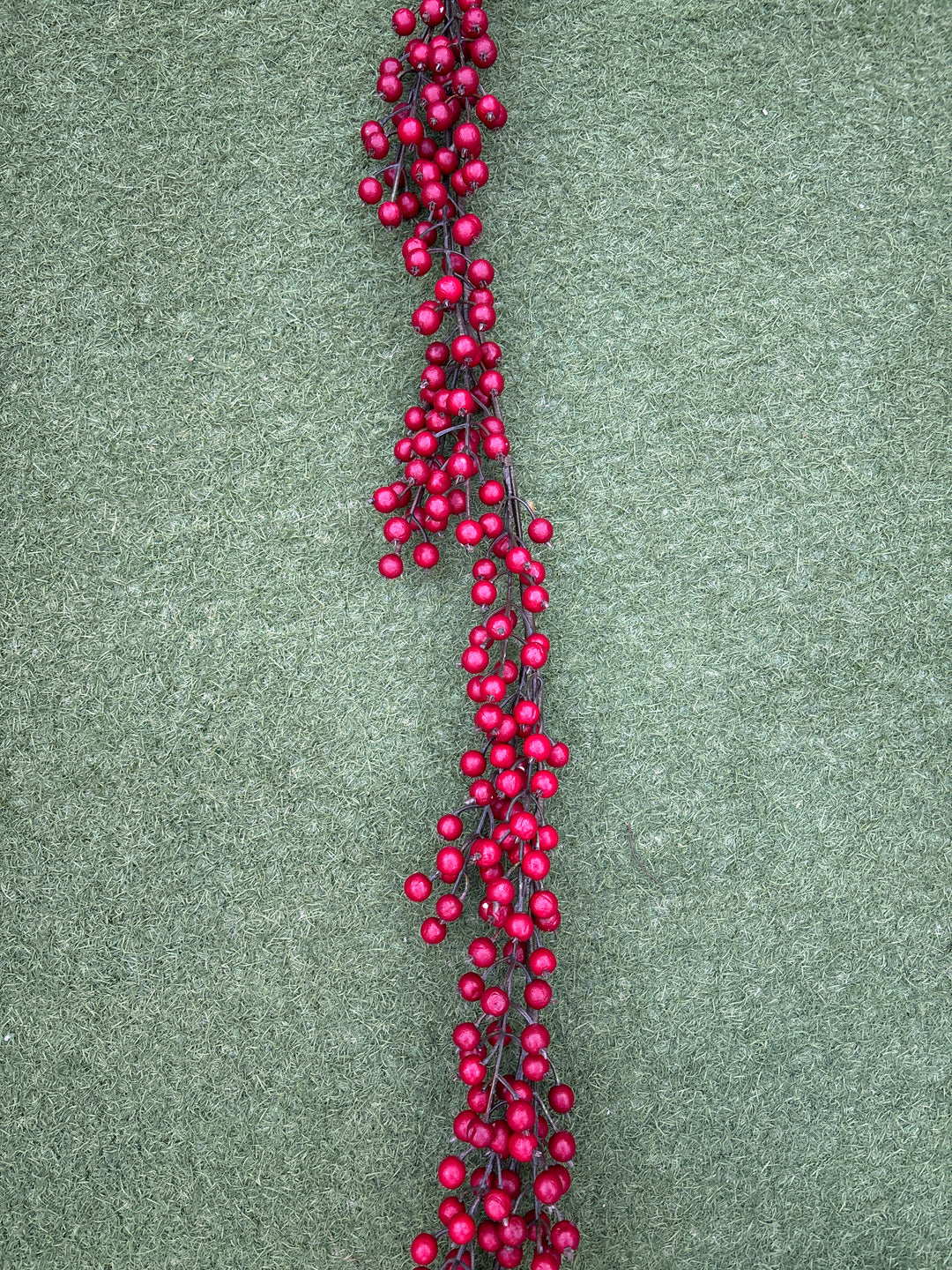 Winter Berry Garland 152cm