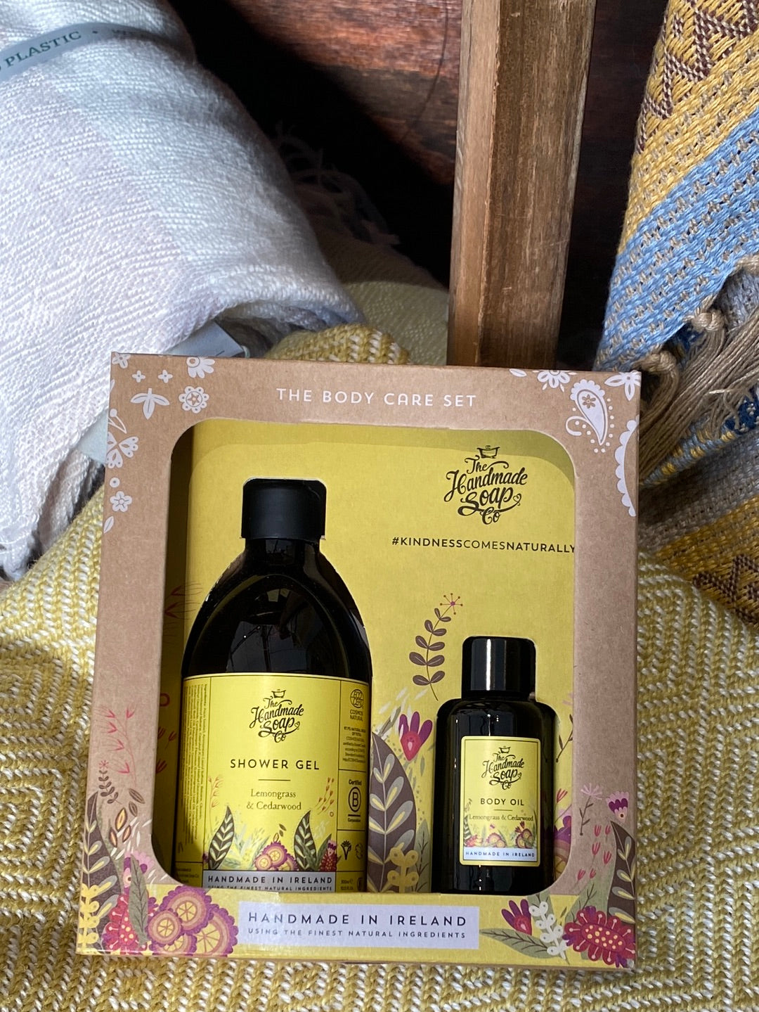 The Body Care Set L & C Shower Gel & Body Oil