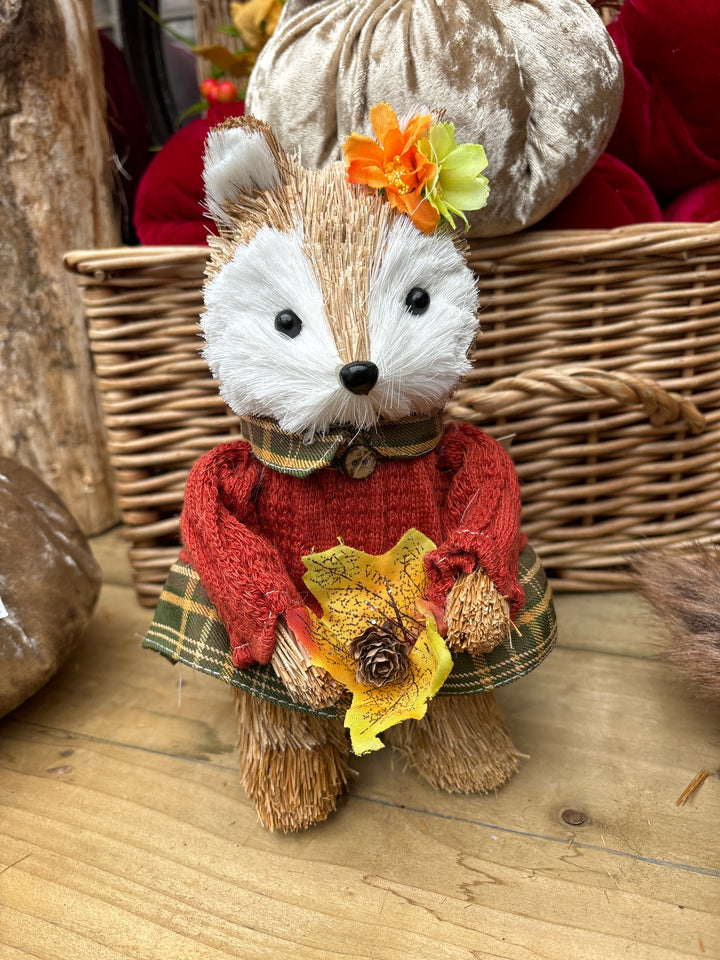 Ms Tartan Fox with Pine cone (23 x 11 cm)