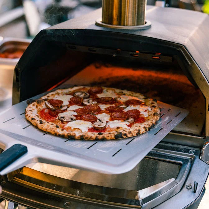 Ooni Karu 16 Multi-Fuel Pizza Oven