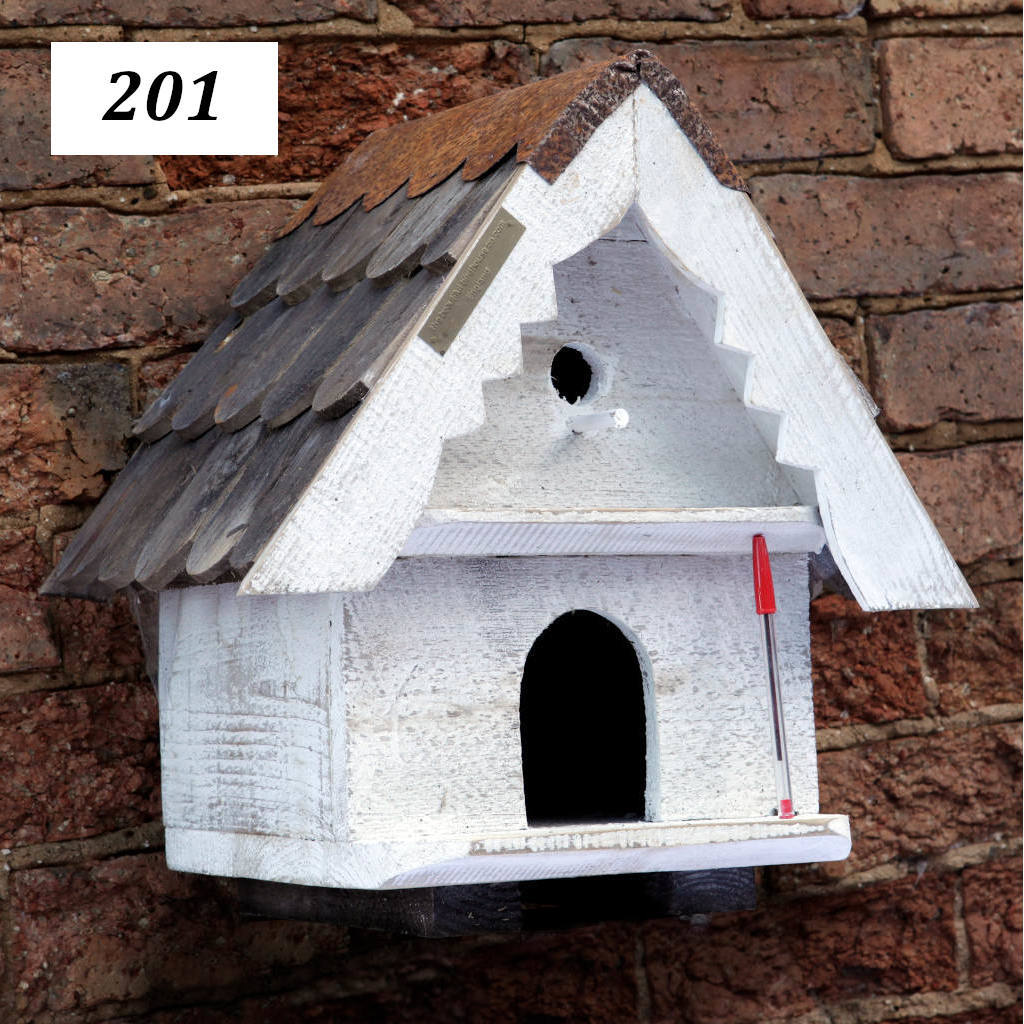 1 Tier Medium Hole Birdhouses