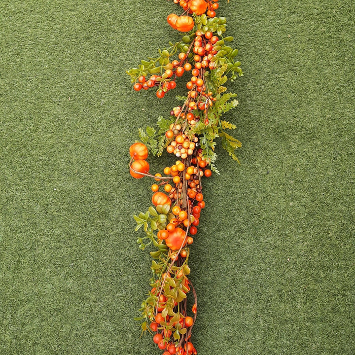 Fern Leaves with Pumkin and Berries Garland (152 cm)