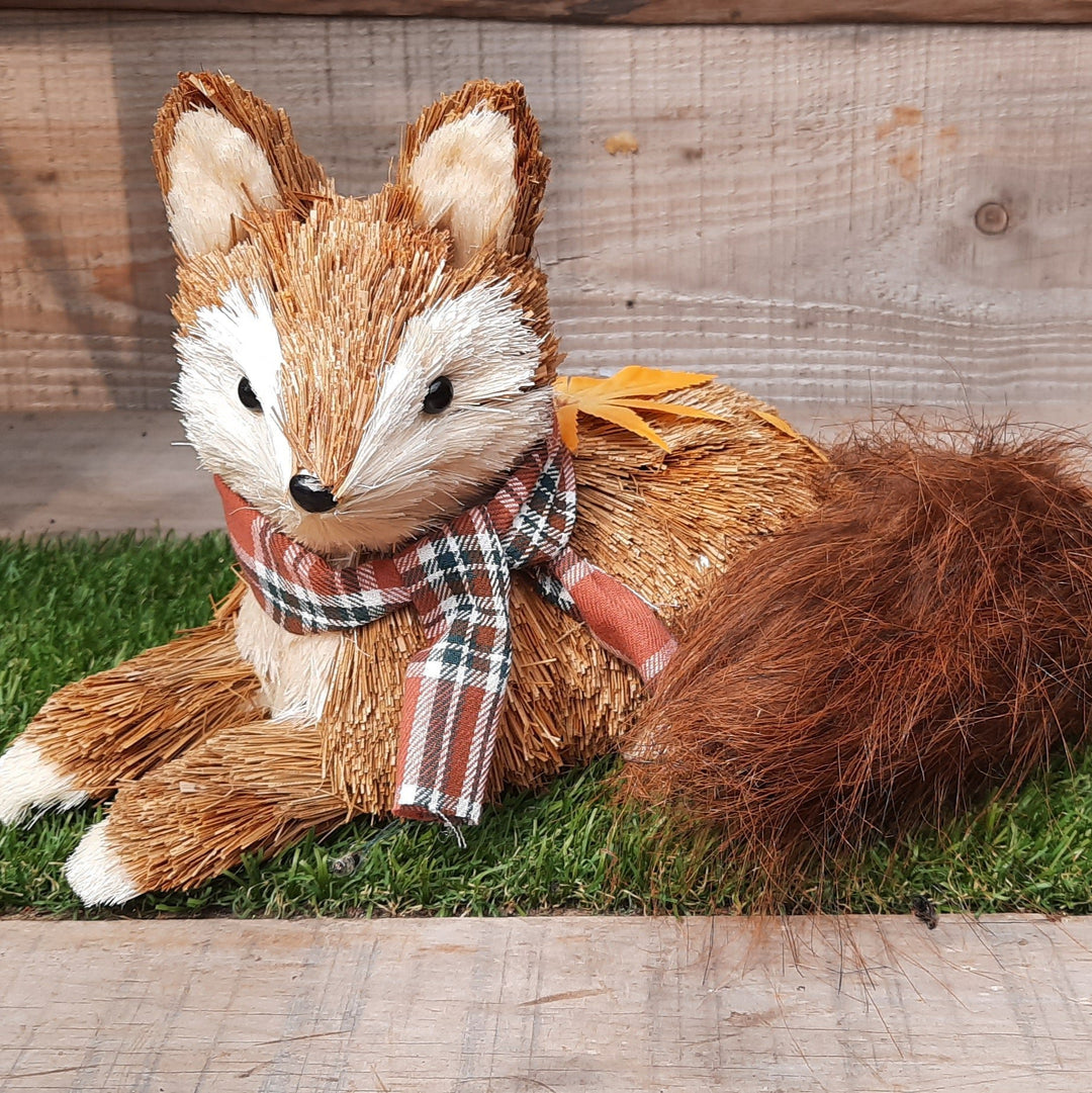 Resting Fox with scarf (29 x 20 cm)